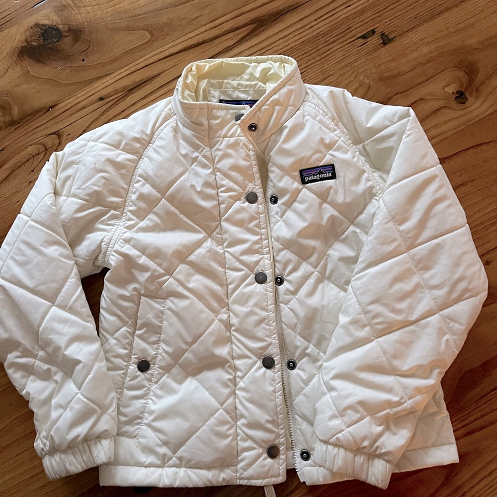 Patagonia diamond quilted jacket, girls XS